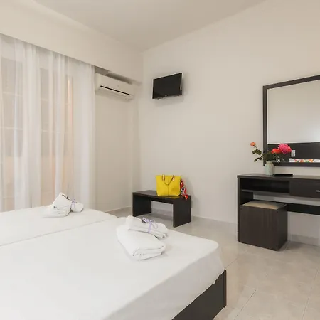 Mouria & Apartman Laganász