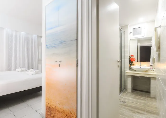 Mouria & Lägenhet Laganas