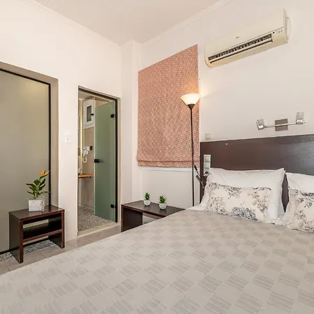 Mouria Studios&apartments *